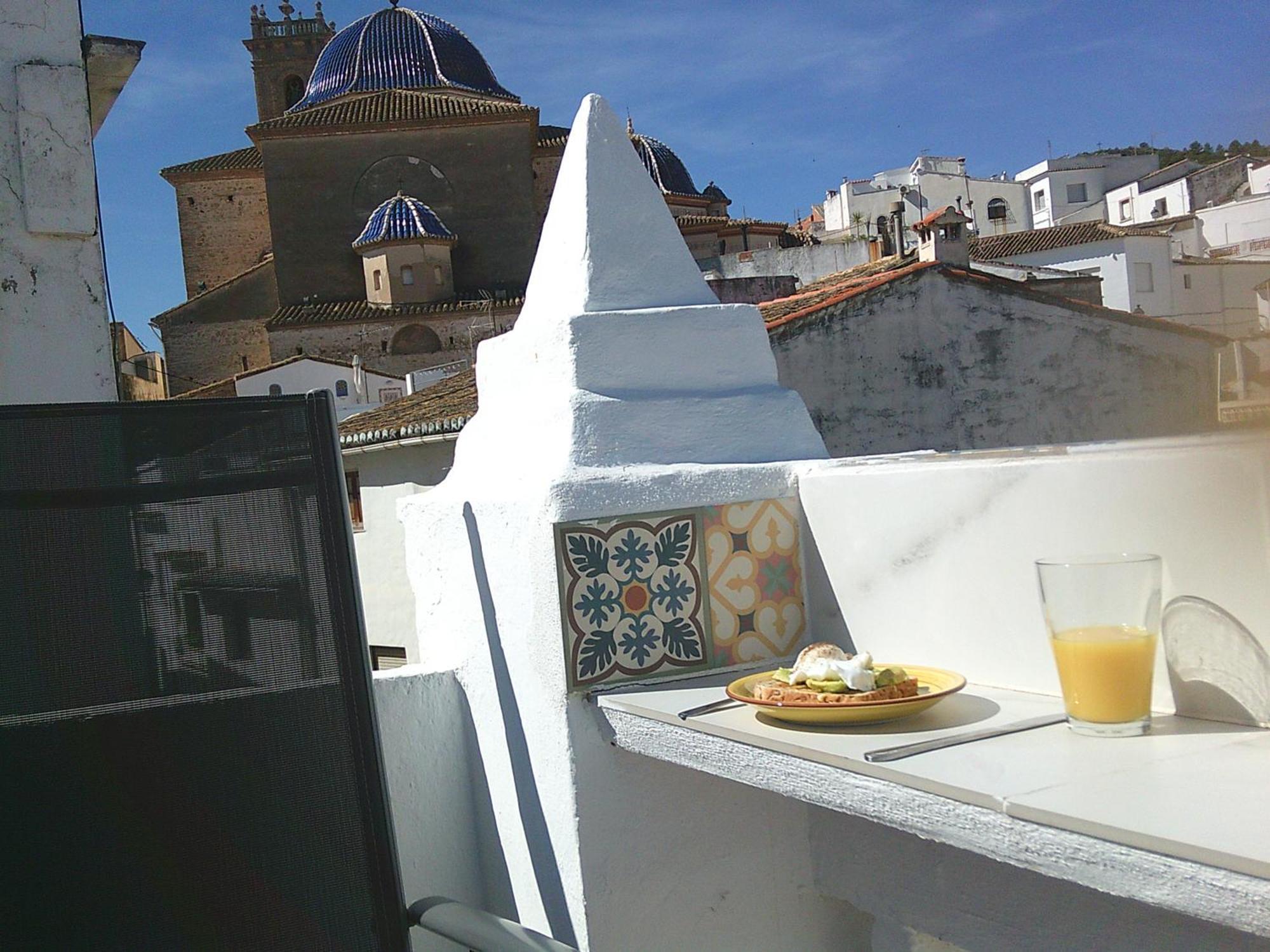 Casa de vacances Cute And Characterful Townhouse Oliva